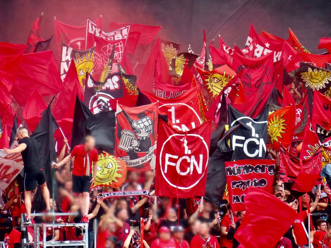 1. FC Nürnberg – SpVgg Fürth 2-0 (36)