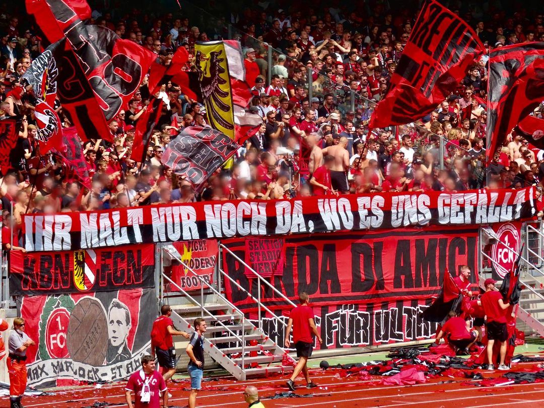1. FC Nürnberg – SpVgg Fürth 2-0 (39)