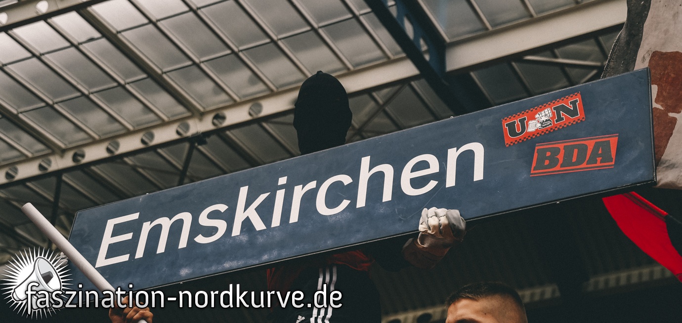 1. FC Nürnberg – SpVgg Fürth 2-0 (65)