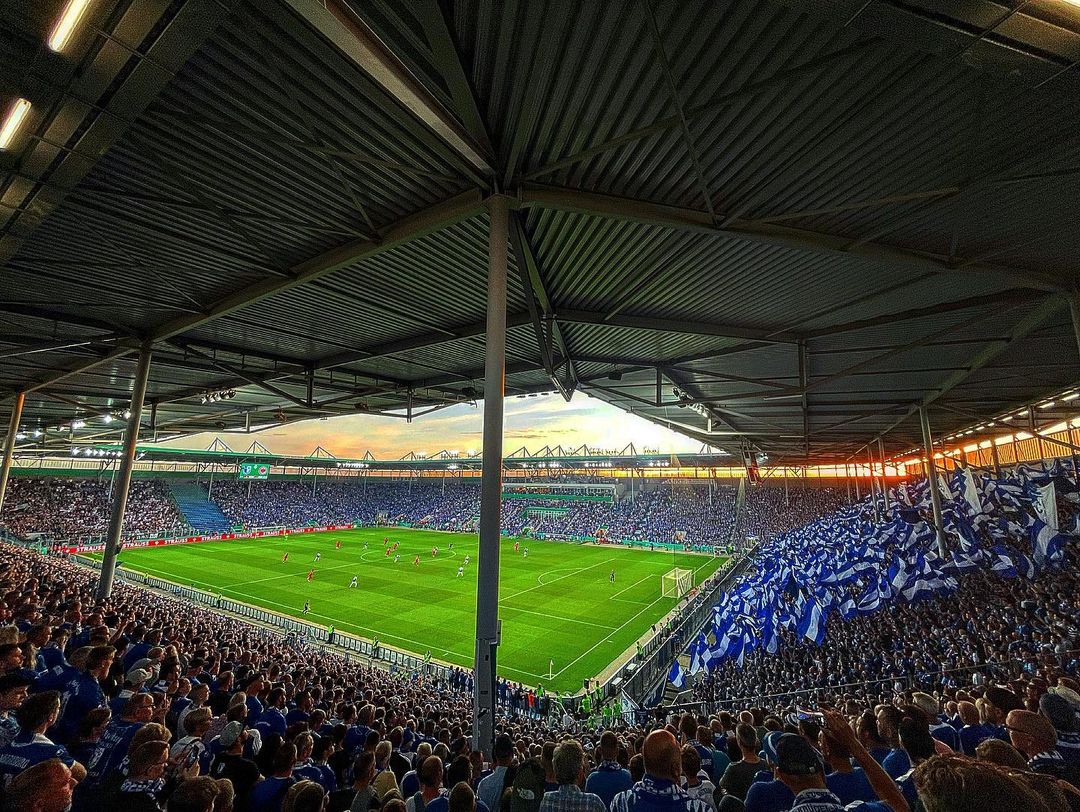 1. FC Magdeburg – Eintracht Frankfurt 0-4 (6)