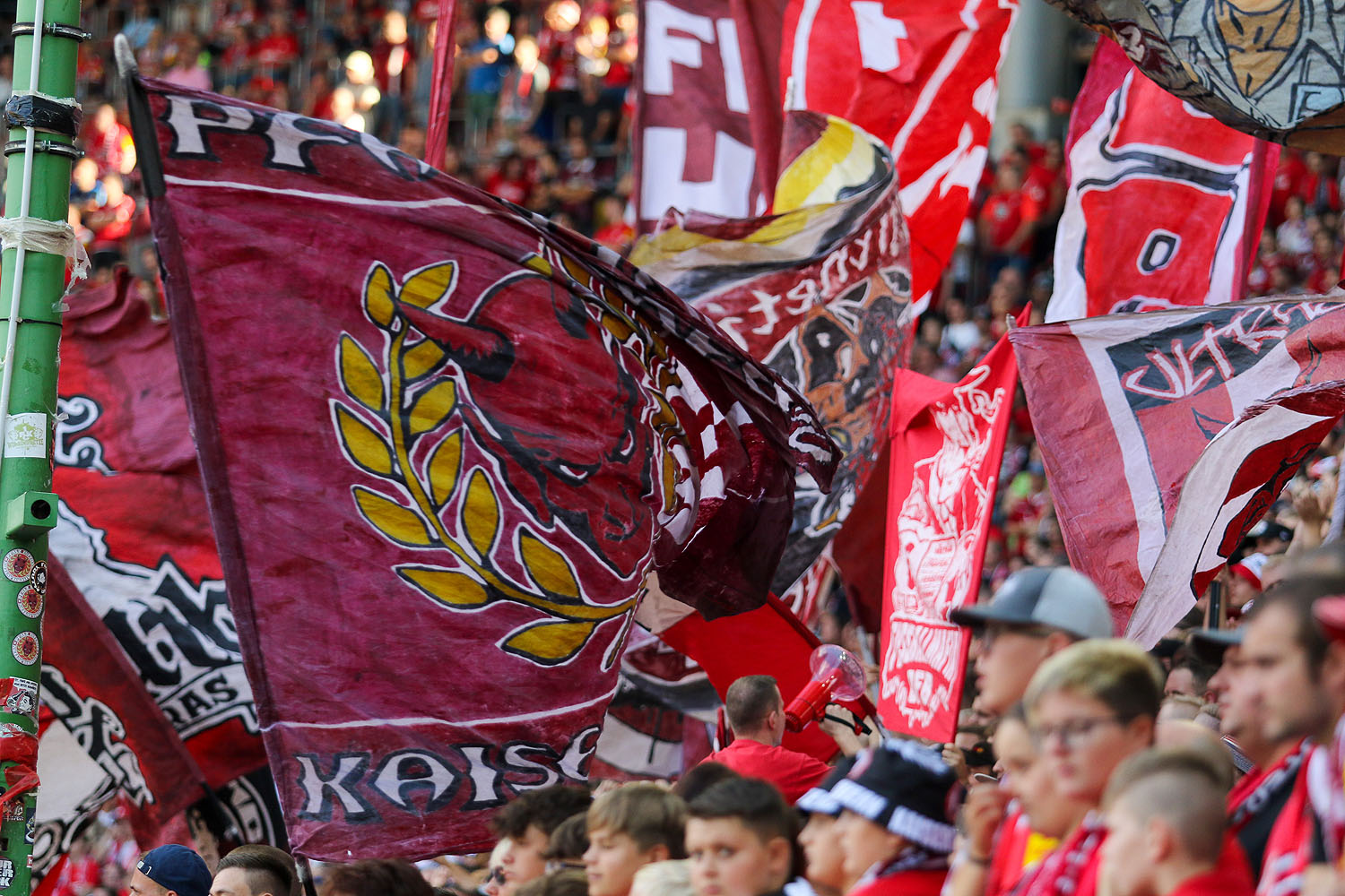 1. FC Kaiserslautern – SC Paderborn 0-1 (1)