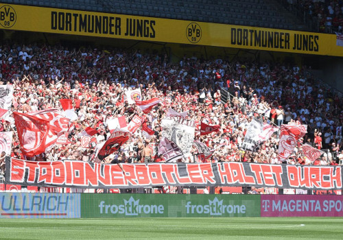 Borussia Dortmund II – Rot-Weiss Essen 1-0 (13)
