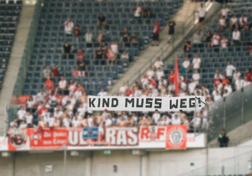 Hannover 96 – SSV Jahn Regensburg 1-0 (12)