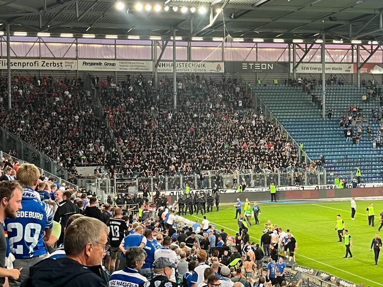 1. FC Magdeburg – Hannover 96 0-4 (16)