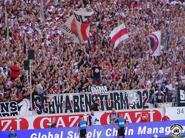 Heimfans / VfB Stuttgart – SC Freiburg (18)
