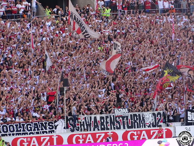 Heimfans / VfB Stuttgart – SC Freiburg (20)