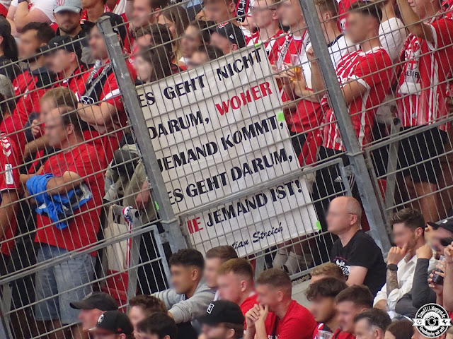 Gästefans / VfB Stuttgart – SC Freiburg (20.08.2022 (20)