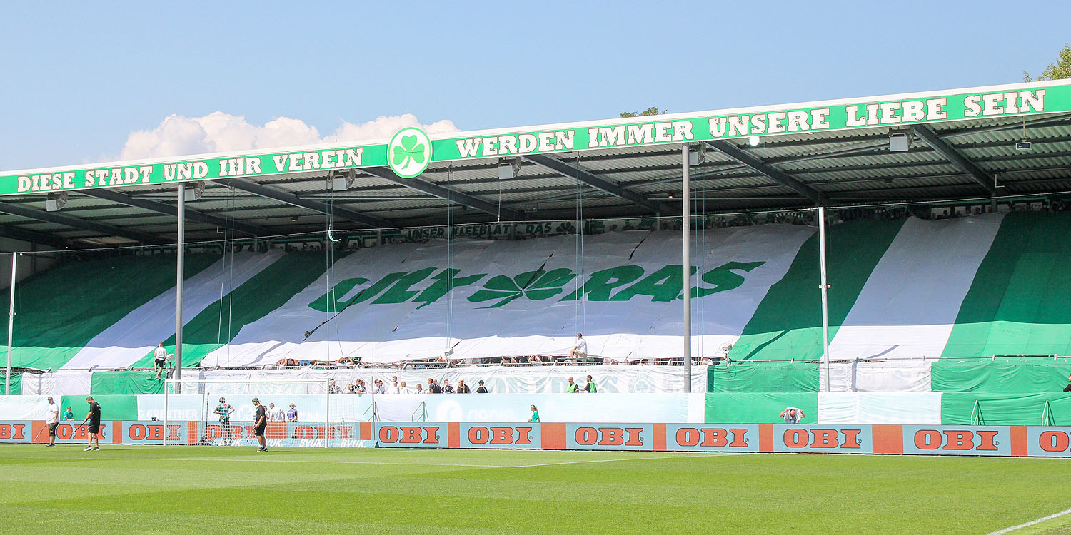 SpVgg Fürth – 1. FC Kaiserslautern 1-3 (2)