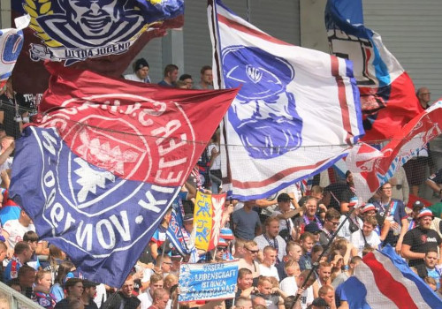 SC Paderborn – Holstein Kiel 7-2 (1)
