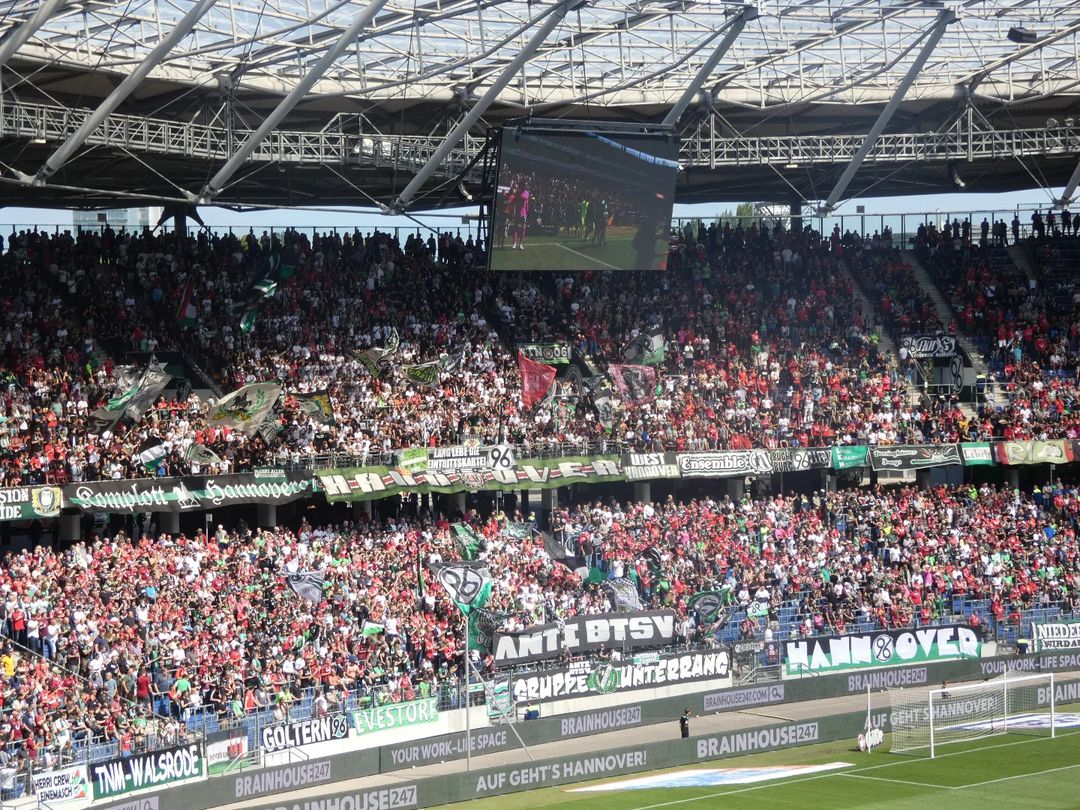 Hannover 96 – SpVgg Fürth 2-1 (4)