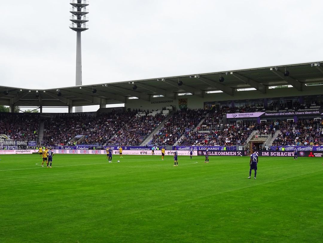 FC Erzgebirge Aue – Dynamo Dresden 0-1 (3)