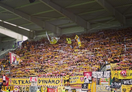 FC Erzgebirge Aue – Dynamo Dresden 0-1 (3)