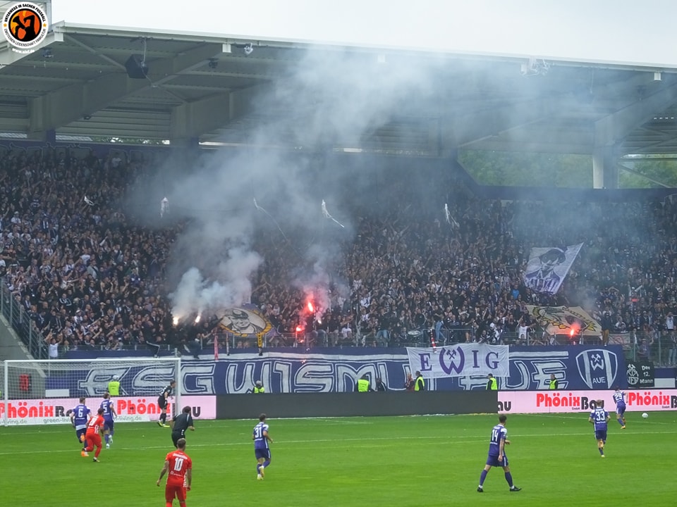 FC Erzgebirge Aue – FSV Zwickau 0-1 (40)