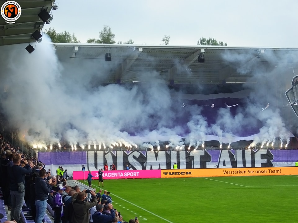 FC Erzgebirge Aue – FSV Zwickau 0-1 (48)