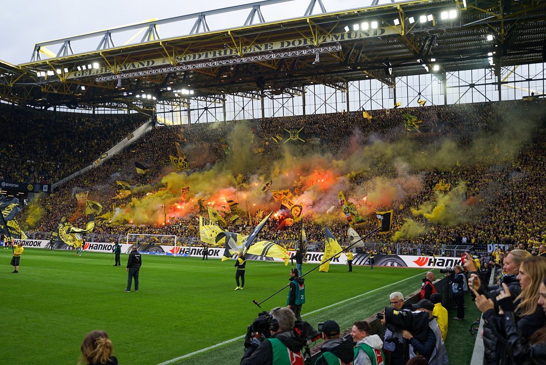 Borussia Dortmund – FC Schalke 04 1-0 (15)