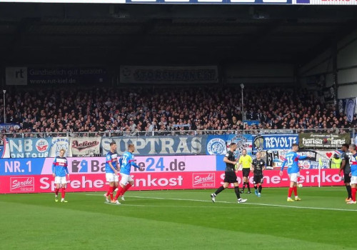 Holstein Kiel – FC Hansa Rostock 1-1 (5)