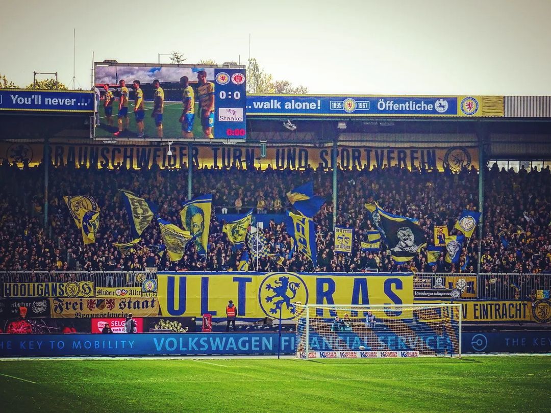 Eintracht Braunschweig – FC St. Pauli 2-1