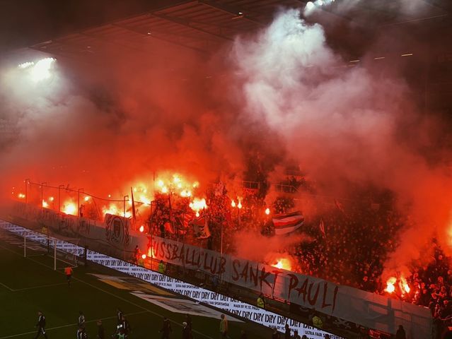 FC St. Pauli – Hamburger SV 3-0 (9)