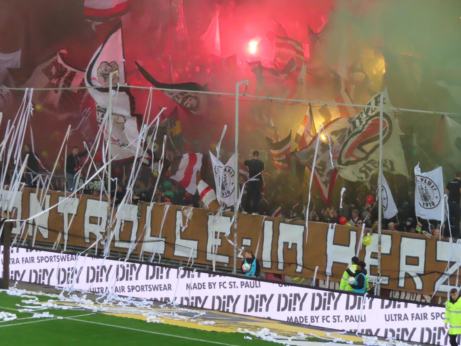 FC St. Pauli – Hamburger SV 3-0 (11)