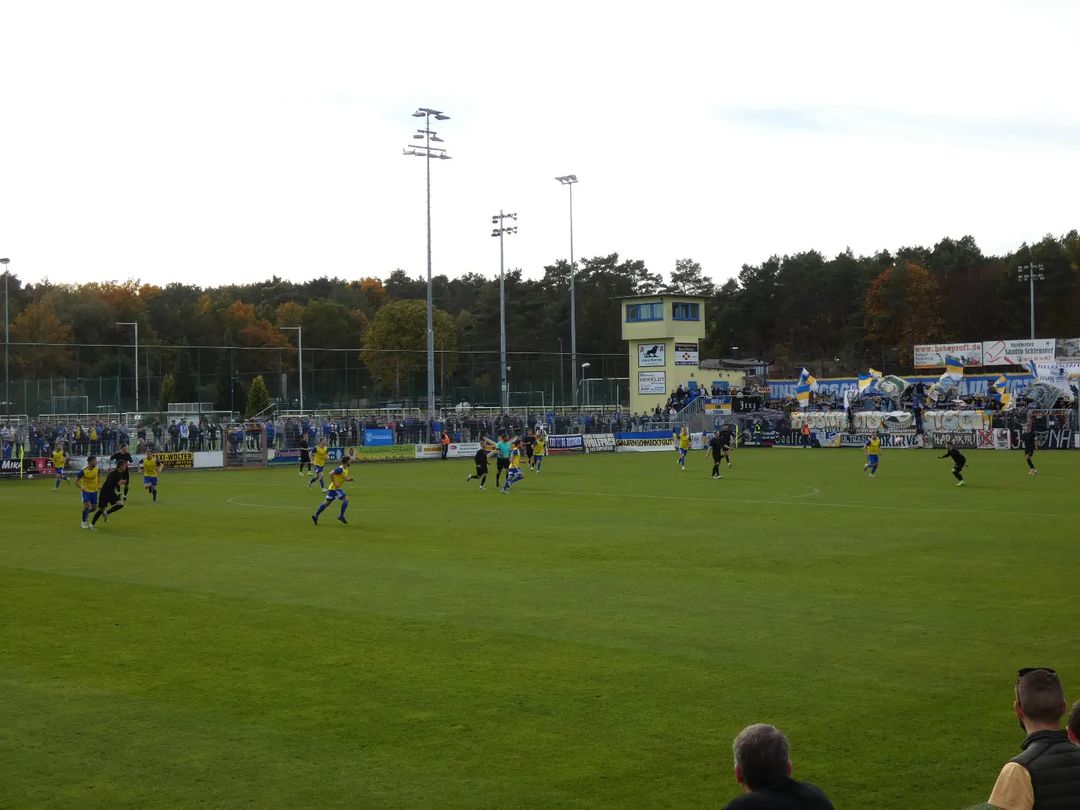FSV Luckenwalde – FC Carl Zeiss Jena 1-1 (8)