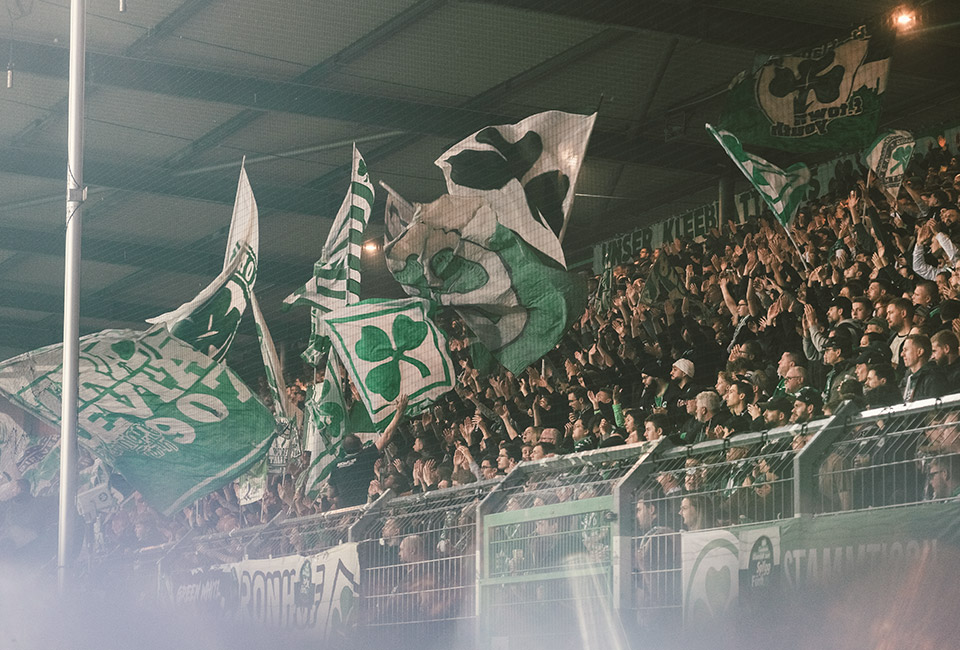 SpVgg Fürth – FC Hansa Rostock 2-2 (4)