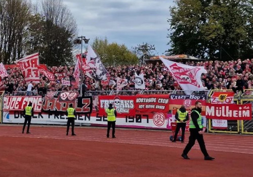 VfB Oldenburg – Rot-Weiss Essen 3-5 (1)