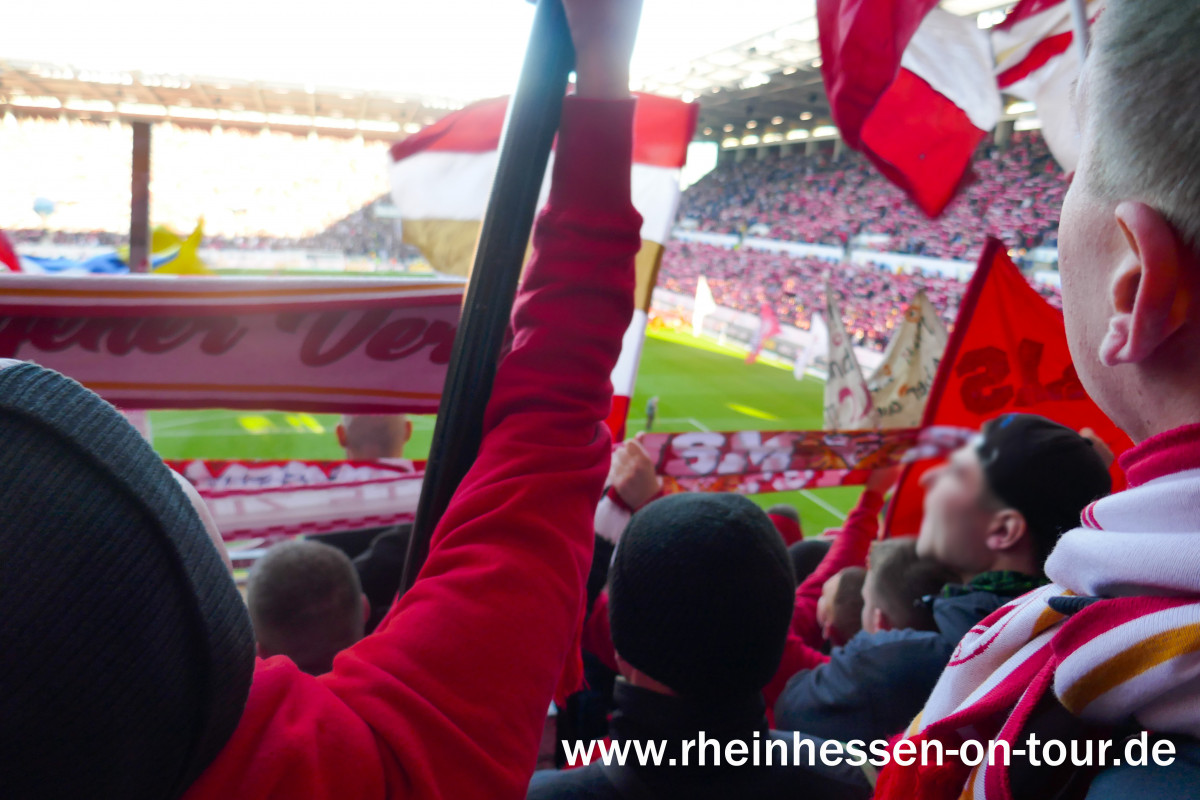 1. FSV Mainz 05 – Eintracht Frankfurt 1-1 (16)