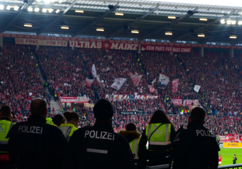 1. FSV Mainz 05 – Eintracht Frankfurt 1-1 (22)