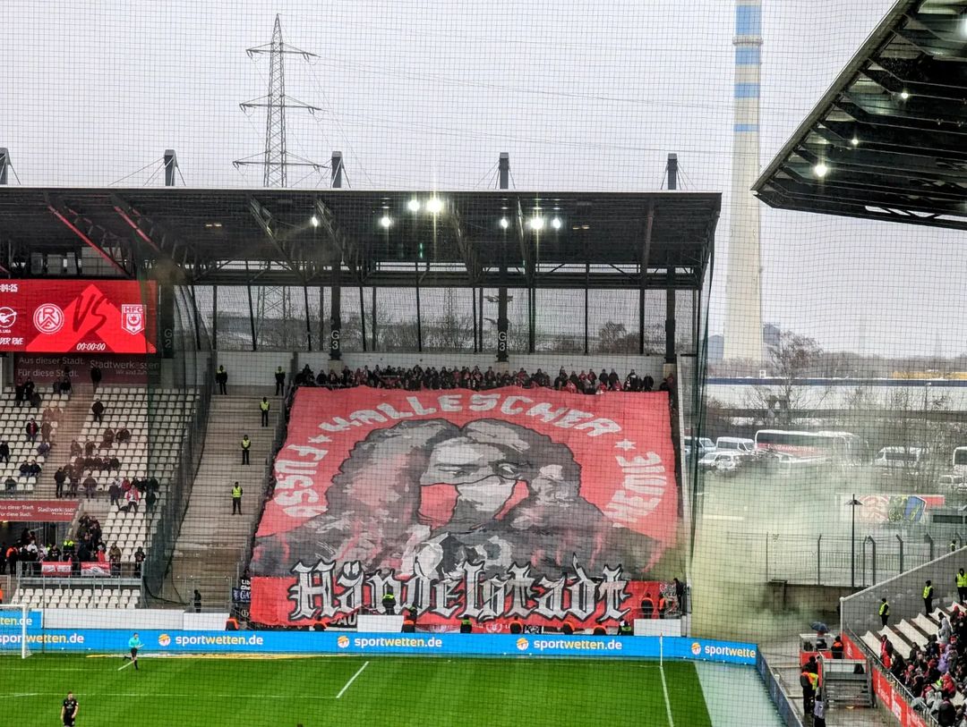 Rot-Weiss Essen – Hallescher FC 0-0 (12)