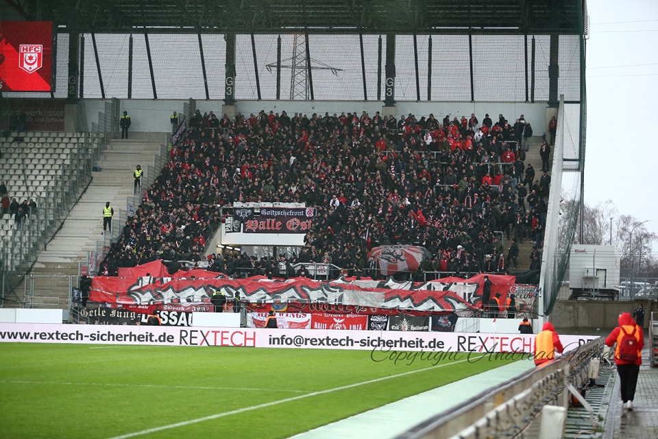 Rot-Weiss Essen – Hallescher FC 0-0 (15)