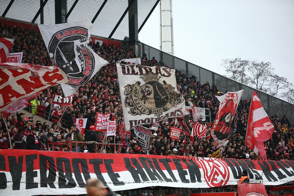 Rot-Weiss Essen – Hallescher FC 0-0 (3)