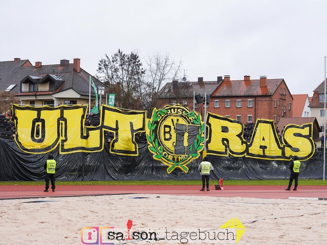 SpVgg Bayreuth – Borussia Dortmund II 3-1 (4)