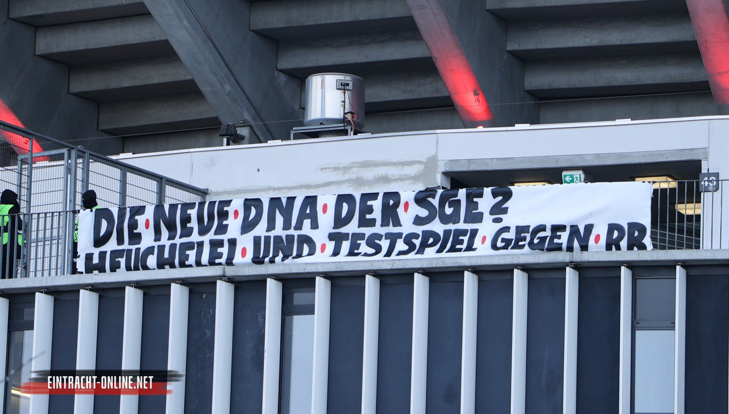 Eintracht Frankfurt – FC Schalke 04 3-0 (10)