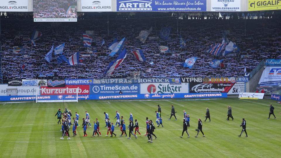 FC Hansa Rostock – Hamburger SV 0-2 (2)