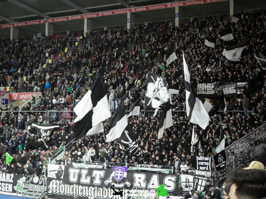 1. FSV Mainz 05 – Borussia Mönchengladbach 4-0 (1)
