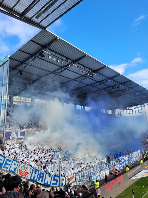 FC St. Pauli – FC Hansa Rostock 1-0 (12)