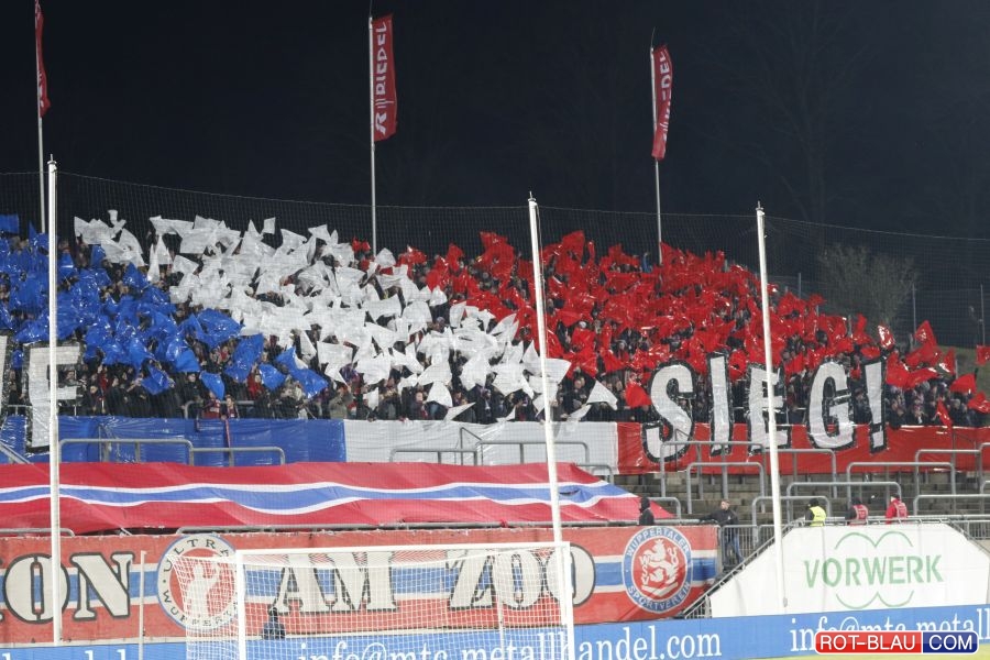 Wuppertaler SV – Rot-Weiss Essen 0-1 (9)