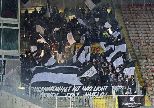 1. FC Kaiserslautern – SV Sandhausen 2-2