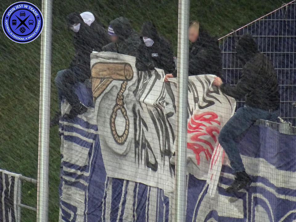 FSV Zwickau – FC Erzgebirge Aue 0-2 (19)