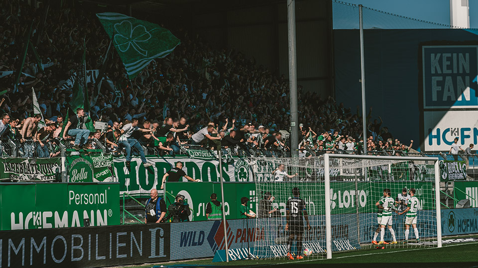 SpVgg Fürth – 1. FC Magdeburg 3-0 (30)
