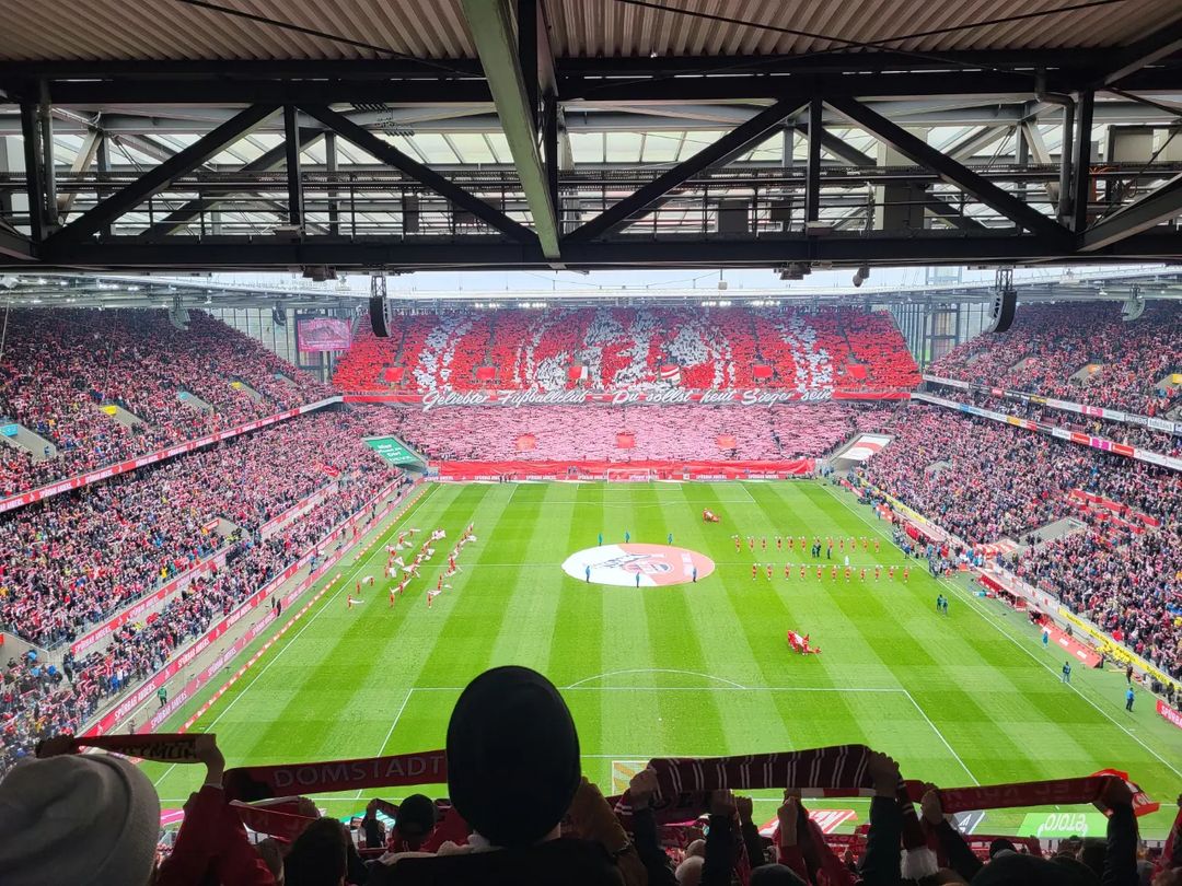 1. FC Köln – Borussia Mönchengladbach 0-0 (10)
