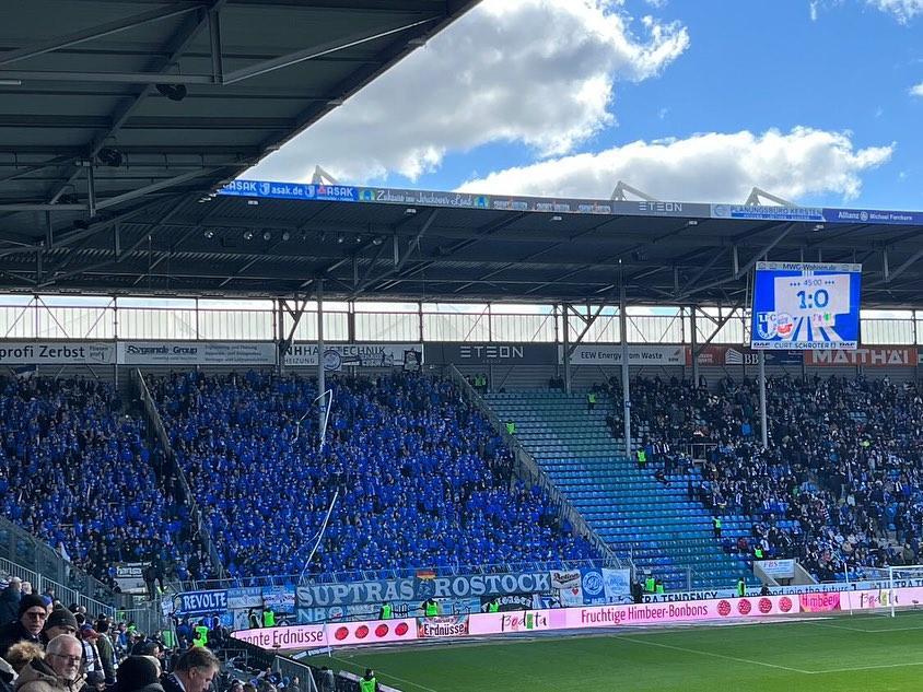 1. FC Magdeburg – FC Hansa Rostock 3-0 (4)