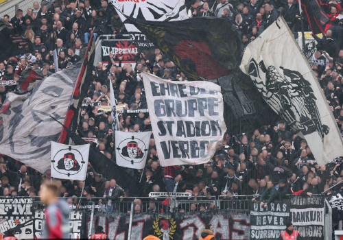 Bayer 04 Leverksuen – Eintracht Frankfurt (08..04.2023) 3-1 (13)