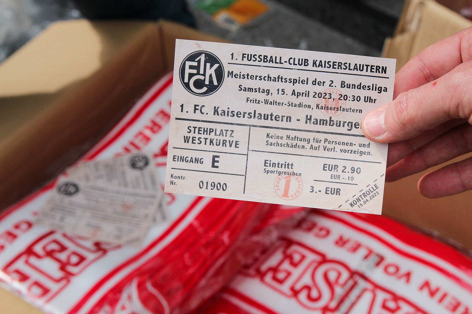 1. FC Kaiserslautern – Hamburger SV 2-0 (17)