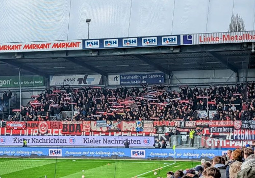 Holstein Kiel – 1. FC Nürnberg 2-1 (10)