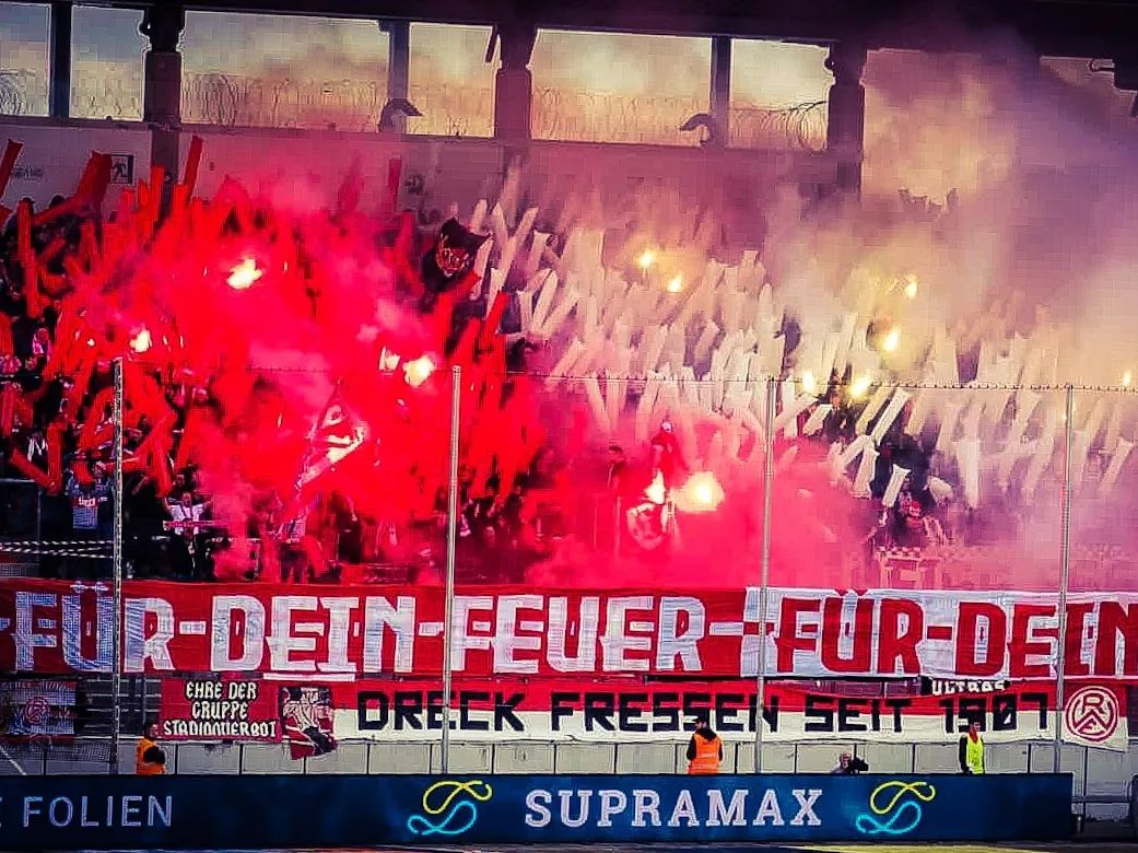 FSV Zwickau – Rot-Weiss Essen 1-1 (abgebrochen) (3)
