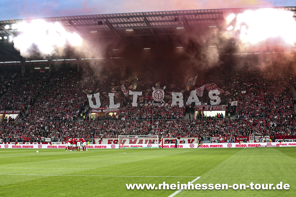 1. FSV Mainz 05 – FC Schalke 04 2-3 (19)