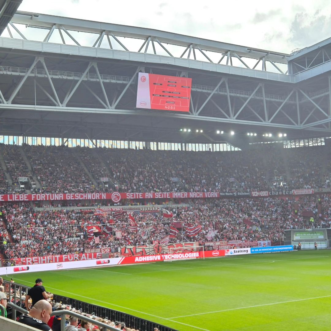 Fortuna Düsseldorf – Holstein Kiel 3-0 (10)