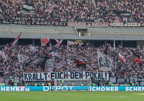 Eintracht Frankfurt – SC Freiburg 2-1 (10)