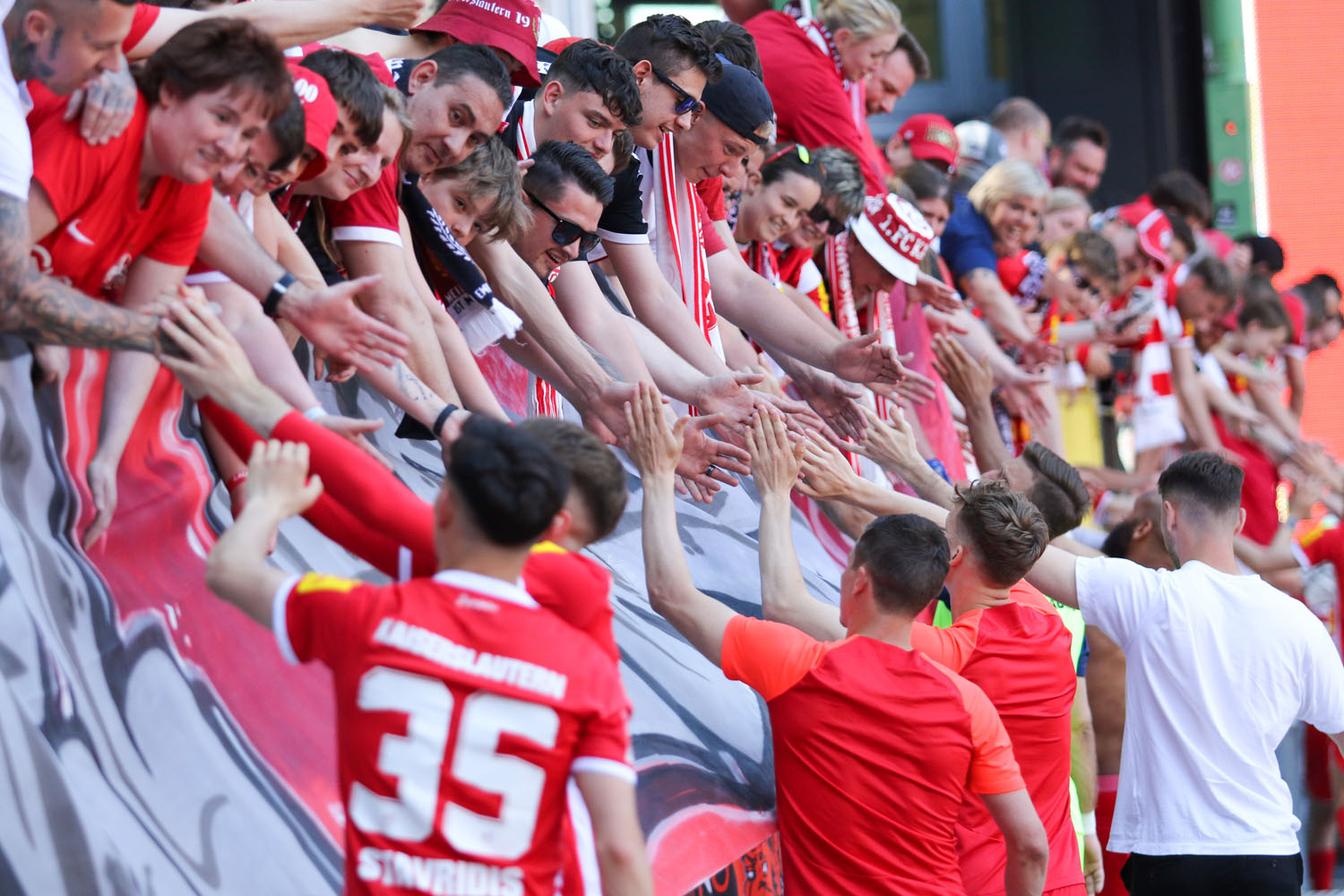 1. FC Kaiserslautern – Fortuna Düsseldorf 0-3 (9)